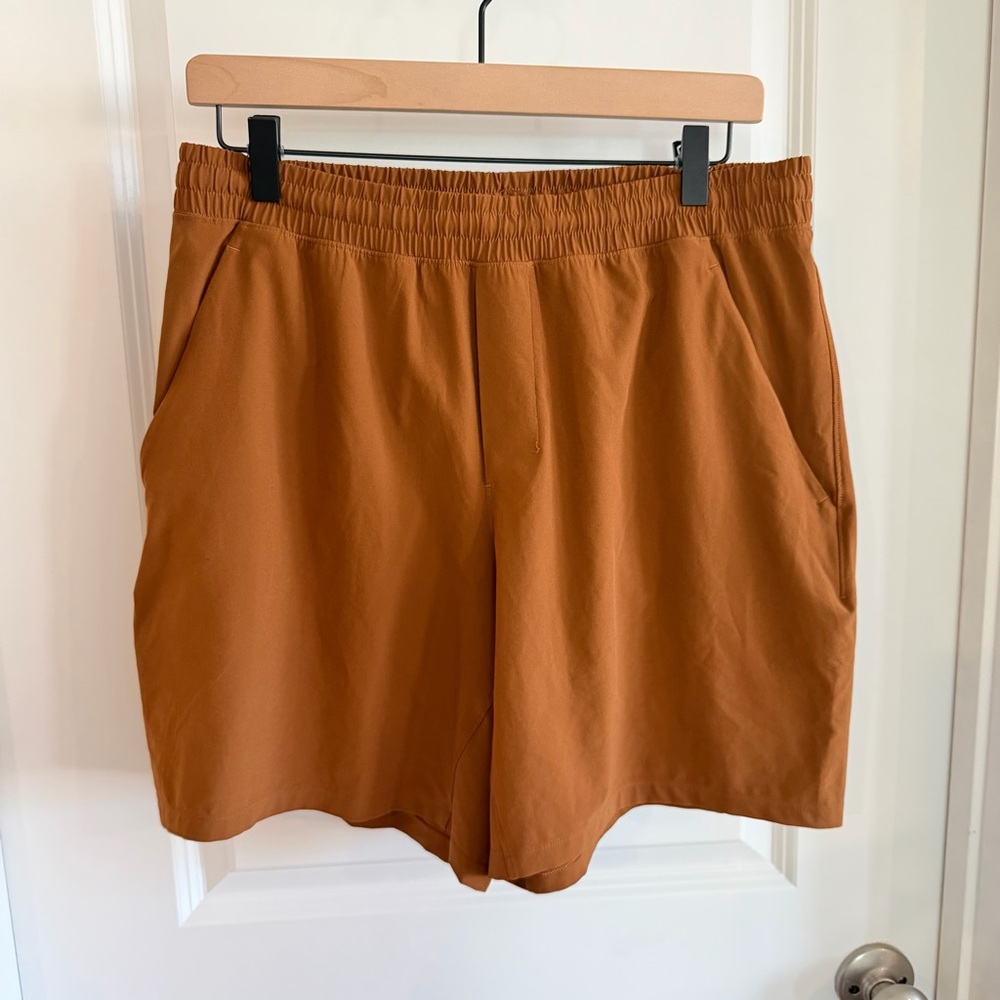 Lululemon Pace Breaker Shorts Mens Large Orange  Athletic Running Unlined Gym